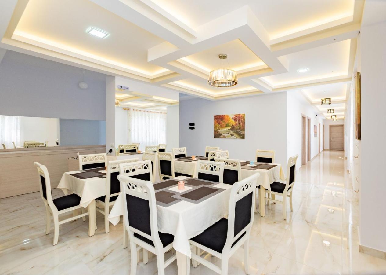 The City Gate Hotel Saranda Extérieur photo