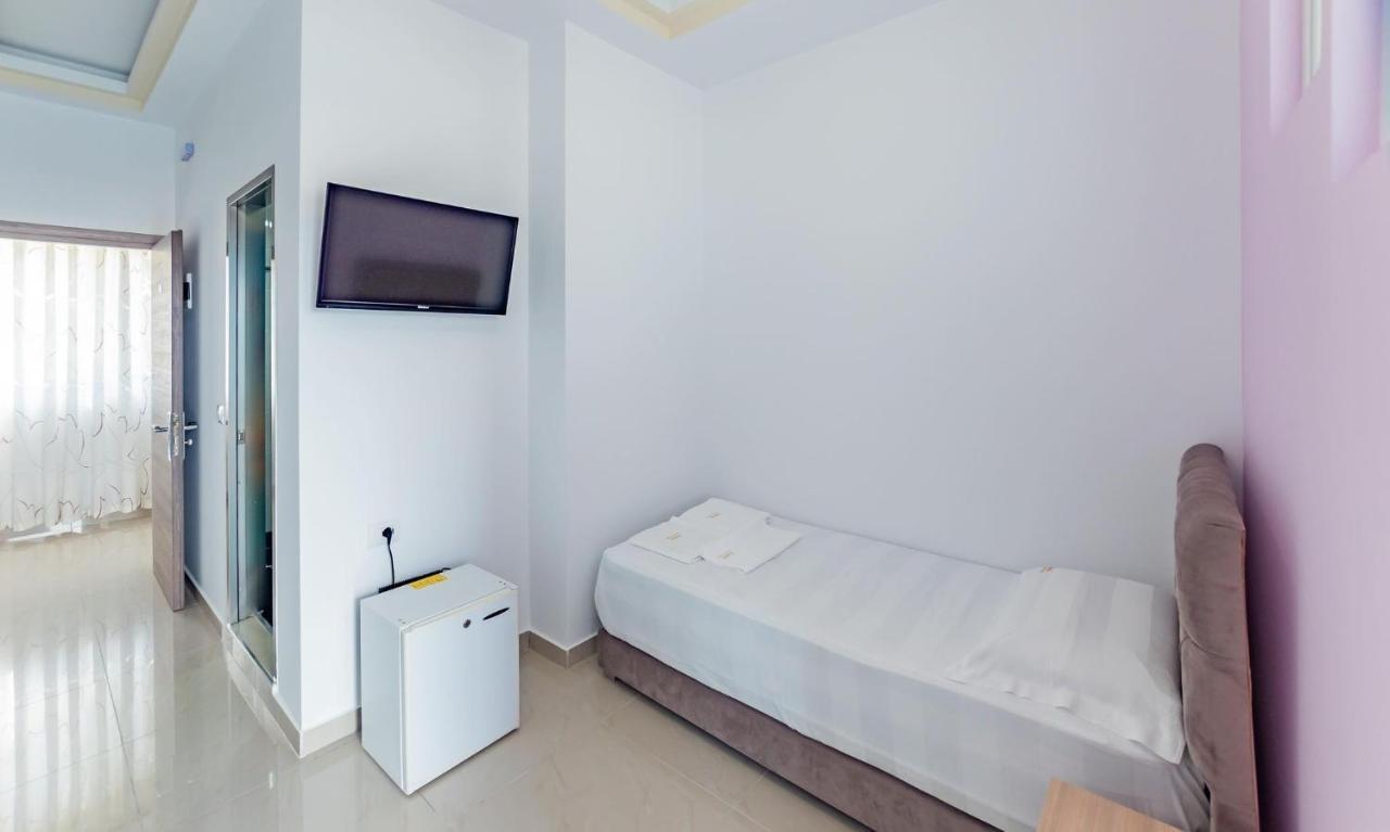 The City Gate Hotel Saranda Extérieur photo