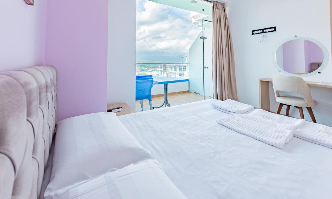 The City Gate Hotel Saranda Extérieur photo