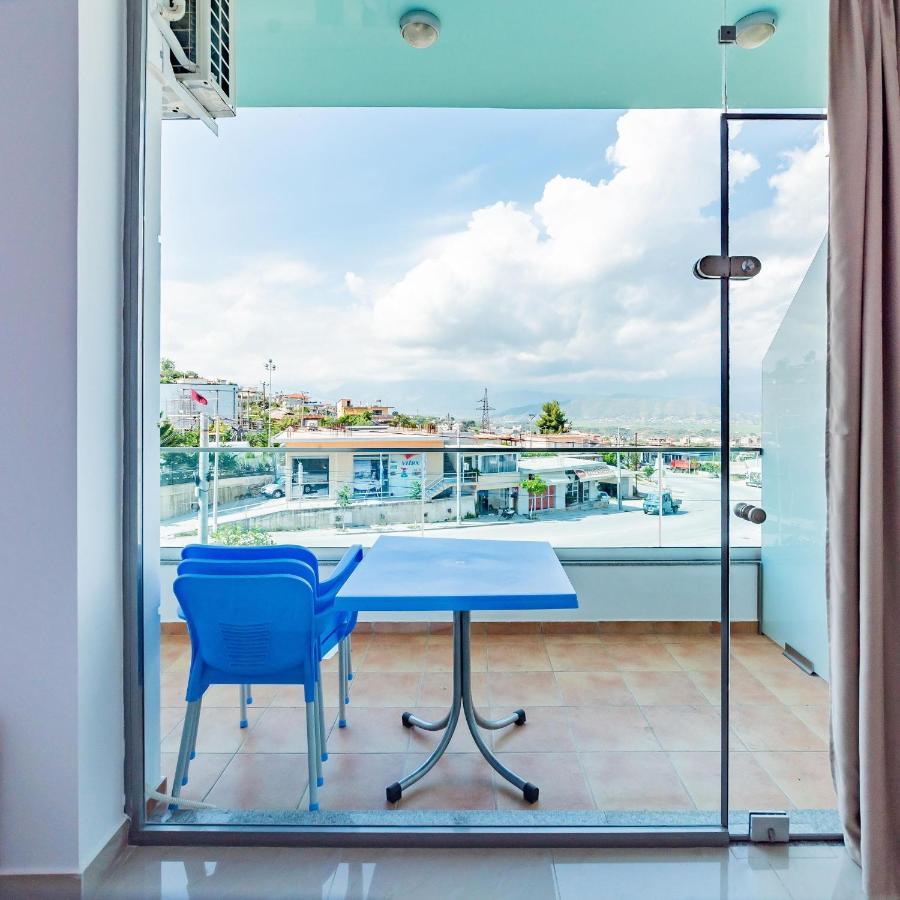 The City Gate Hotel Saranda Extérieur photo