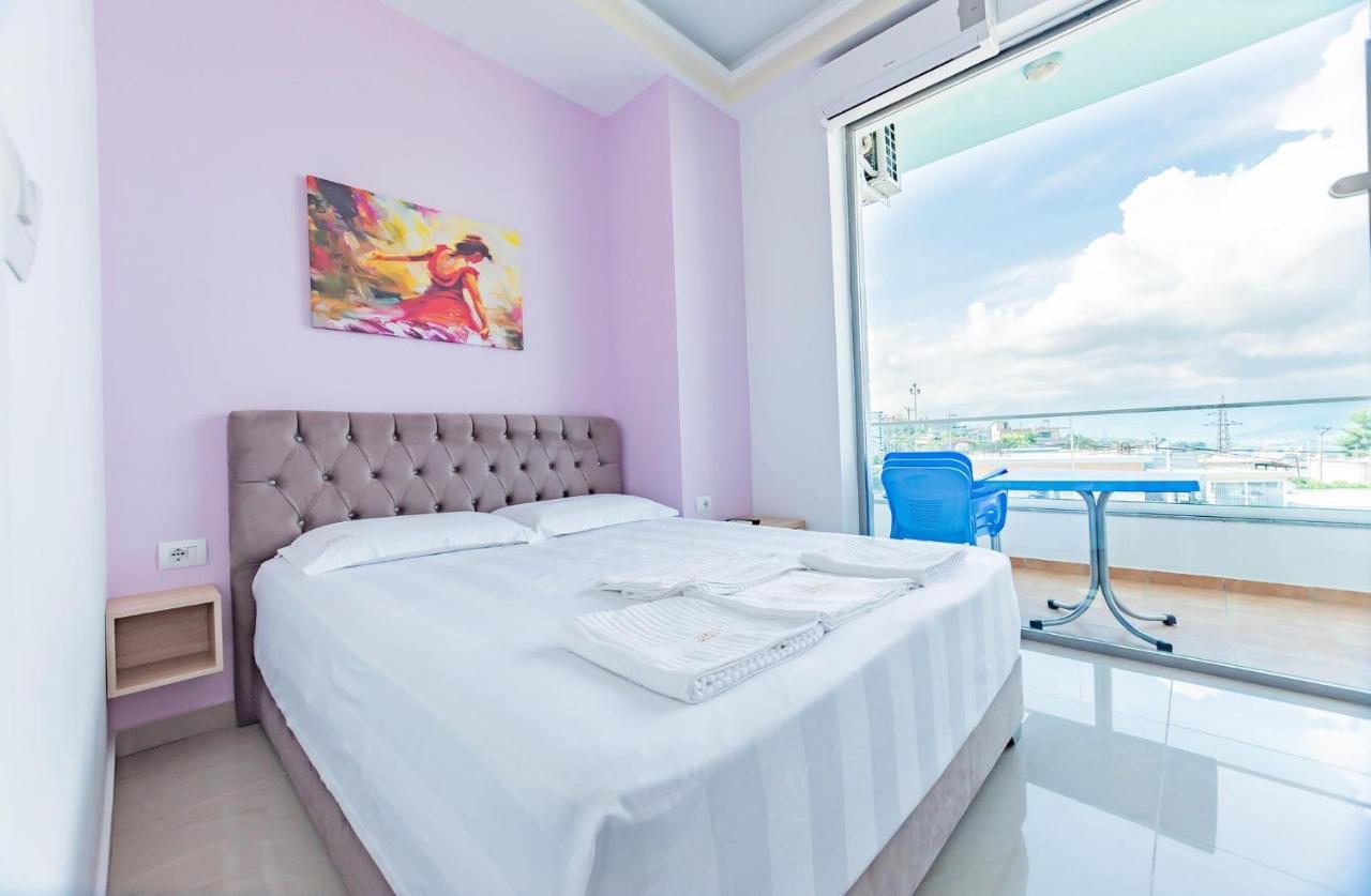 The City Gate Hotel Saranda Extérieur photo