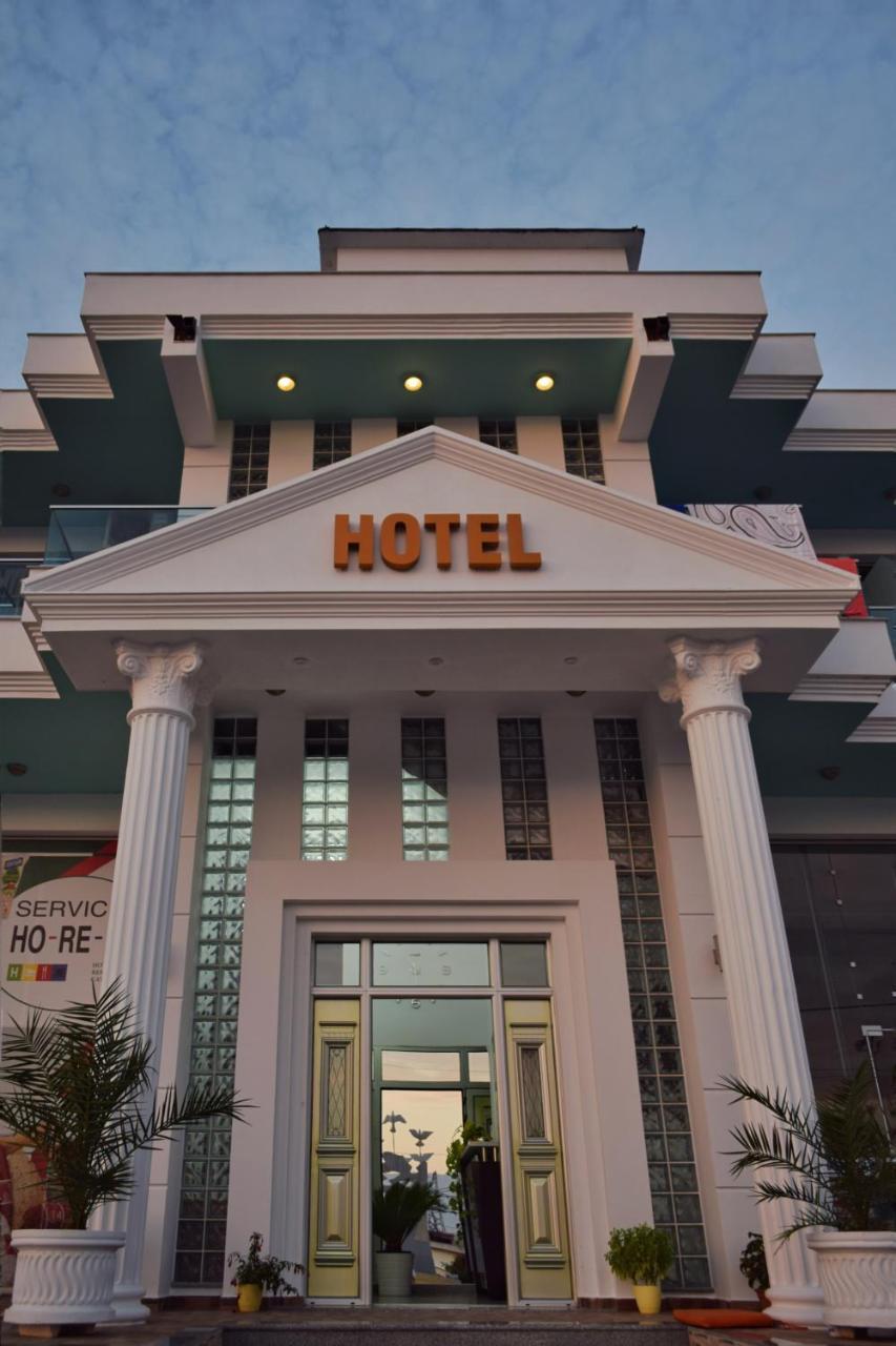 The City Gate Hotel Saranda Extérieur photo